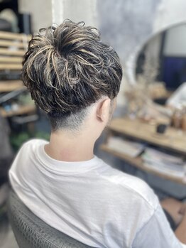 ON/OFFどちらもキマる◎シルエット創りにも妥協しない、カット技術・パーマ技術で差をつけるサロン☆