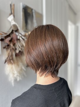 量が多い方でもできるショートボブ