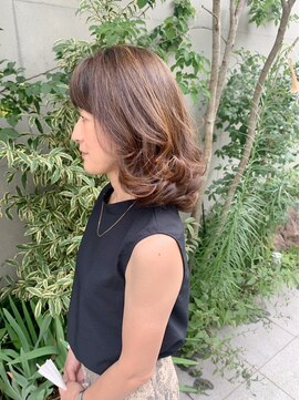 ダマーニ 表参道(DAMANI) 似合わせカット/ミディアムレイヤーカット[表参道駅]