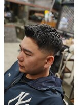 フォーコーナーズカットショップスリーセント 栄(FourCornersCutShop 3/cent)&nbsp;フェードショート