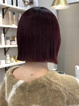 ポジ(poji) 切りっぱなしボブ　質感ストレート　カット　顔まわり　艶髪