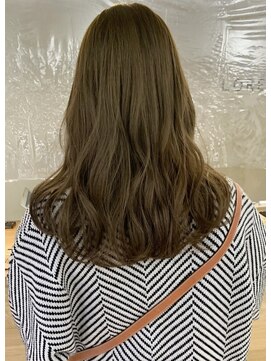 ローレンジウ(LOREN JU) ハッシュカット/小顔/ココアベージュ/オリーブグレー/名駅