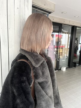 ヨッカ(YOCCA) ボブ　ベージュカラー