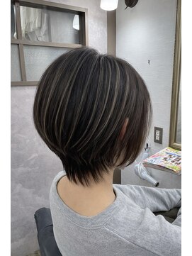 フェリテ 柏(Ferite) ☆大人ハイライトのくびれショートボブ☆