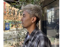 アリオンの雰囲気（トレンドも扱いやすさも。両立するメンズカット！）
