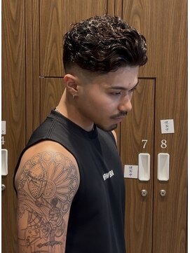 グルーマーズトウキョウ 渋谷店(GROOMER/S TOKYO) ラルフカール オールバックパーマ サーフカール メンズパーマ
