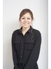 【スタイリスト丸井限定】女性らしさを纏う、柔らかニュアンスパーマ