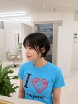 レーヌ(REINE) 小顔丸みショート/顔まわり/耳かけショート