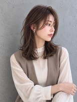 ラベルムバイエーケー(La Belleme by AK)&nbsp;アッシュグレージュのレイヤーミディ