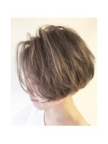 フレアジェネラス(FLEAR generous)&nbsp;【エアリーショート×オトナヌーディーベージュ】 柳本麻守