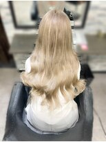 オズ 梅田店(OZ)&nbsp;＃ホワイトミルクティー＃エクステ/80枚＃ヨシンモリ＃艶髪