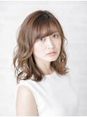 セクションカラー/グラデーションカラー/ペールベージュ/秋葉原