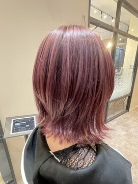 ネウィ 八王子(newi) 外ハネウルフ/ピンクパープル