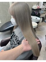 ヲタクに美容室は難しい。 ロング×ホワイトミルクティー