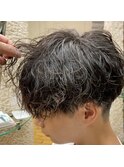 このくらいのウェーブが丁度いいメンズパーマ