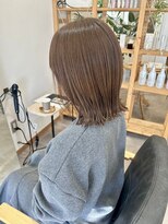 ソラ(SORA.)&nbsp;ベージュ/切りっぱなしボブ/外ハネ/20代/30代/40代/くすみカラー