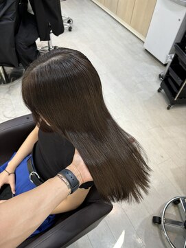 アイズ 横浜(IS) [YASU指名]オリーブカラー/オリーブベージュ/横浜