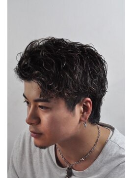 ヒロ銀座 バーバーショップ 札幌本店(HIRO GINZA BARBER SHOP) 緩めスパイラルパーマ