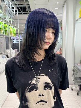 ノラ シンディ(NORA CYNDY) 上田/ルーツカラーデザインカラーブルーブリーチハイトーン