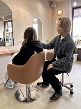 「「言いにくい悩み」も汲み取る丁寧なカウンセリング。理想のイメージを共有してから施術へ。」