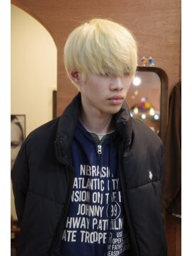 エディ(Edy) メンズマッシュケアブリーチ抜きっぱなしブロンド眉毛カット