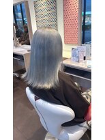 アース 郡山コスモス通り店(HAIR&MAKE EARTH)&nbsp;透明感シルバーグレージュミディ