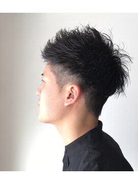 ピースヘアサロン(PEACE hair salon) エッジの効いたデザインショートスタイル