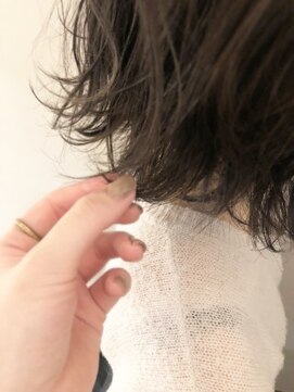 ネオリーブアイム 横浜西口店(Neolive aim) 【Neolive aim】グレー＋ベージュ=グレージュ