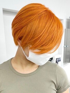 ウィコ 新宿(WICO) キャロットオレンジ☆ケアブリーチ/ペールベージュ[新宿駅]