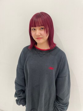 ハイブ 金沢(Hive) 透明感カラーカシスレッド顔まわりレイヤーカット10代20代