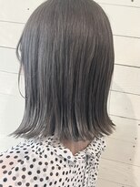 ルノン フィージュ(LUNON fieju)&nbsp;グレージュカラー/切りっぱなしボブ/髪質補修カラー