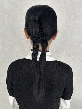 シェノン 心斎橋(CHAINON) 【Shiori】ヘアアレンジ/タイトヘア/タイトツイン