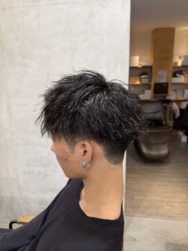 ティーズピーク(ty s peak) 縦落ちツイストスパイラルパーマ