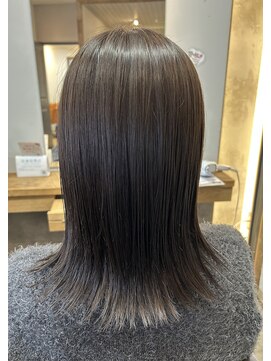 ザ ライト バイ アストレア(The Light by Astraea) オリーブグレージュ