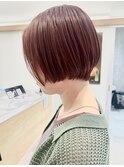 （ATENA AVEDA) 前下がりのショートボブ