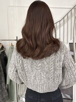 カミエ(kamie)&nbsp;セミロングのツヤ感ブラウン×大人っぽいレイヤーカット