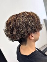アクロ 本店(ACRO)&nbsp;刈り上げサーフ/サーフカール/シャドウパーマパーマ/縦落ち