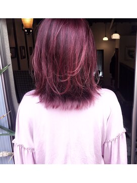 ロイ プラスアティック(roi ＋attic) 谷町6丁目美容室◆異空間美容室roi◇