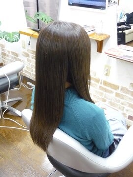 エイチワイヘアーデザイン(HY hair design) ロングストレート