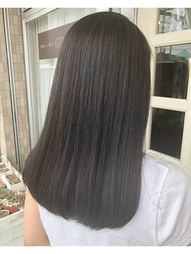 ヘアアンドメイクグラチア(HAIR and MAKE GRATIAE) 透明感!暗髪!アッシュ!