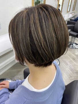 ビューティー シャレンド 20代30代40代★スタイリング簡単♪小顔見せ☆丸みショート