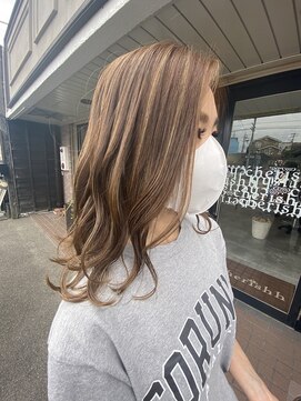 チェリッシュ(cherishh) ☆ベージュ系ハイライトスタイル☆