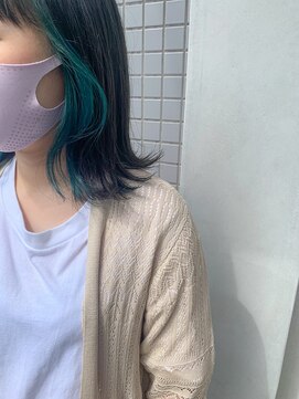 シーラス(cirrus) 【mori担当】ディープグリーン×ダークグレージュ20代/30代/40代