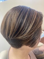 アンカー ヘアーワークス(ANCHOR hair works)&nbsp;ハイライトショート
