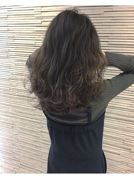 クワテ(cuate) 外ハネ＿#スウィングショート #大人かわいい#ミディアム