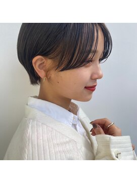 ガーデン オオタカノモリ(garden otakanomori) 暗髪×小顔ショート×シースルーバング×フレンチガーリー