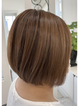 サロンドノア(Salon de NoA) 前下がりボブ