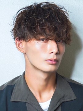 オーシャントーキョー 渋谷神南(OCEAN TOKYO) ツーブロック束感流行ツイストスパイラルマッシュ