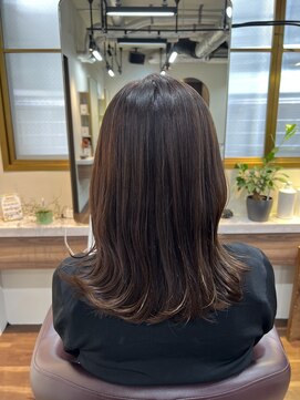 アルボーテルジェ(Art BeAute' ROUGET) 白髪ぼかしハイライトで白髪を目立ちにくく30代/40代/50代