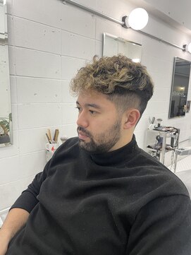 ウェルネス(Wellness) マッシュパーマウルフ波巻きハイライト33